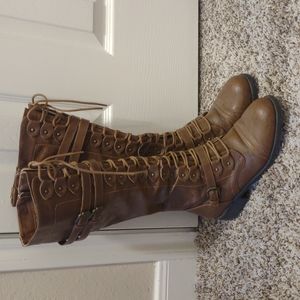 Size 10 camel mid calf boots
